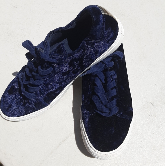 Kenneth Cole - Picture 6 of 6